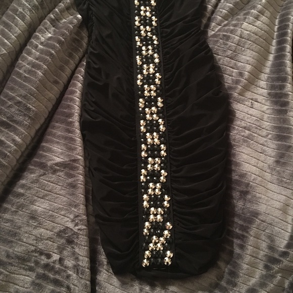 Short dress - Picture 1 of 4